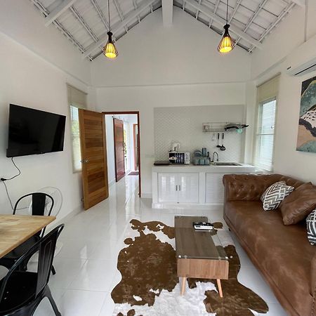 Kata Hillside Hideaway Villa Ban Kata Dış mekan fotoğraf