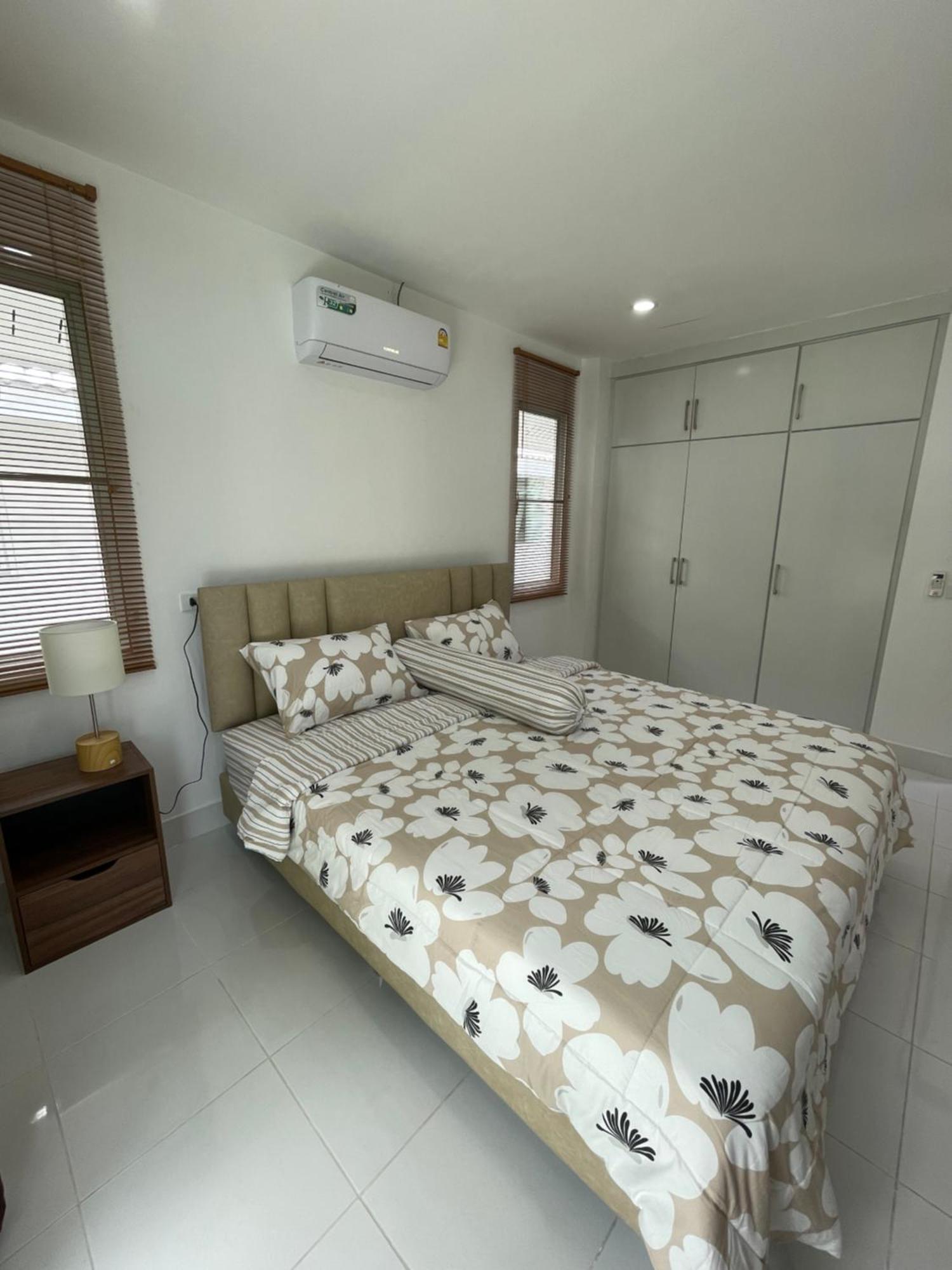 Kata Hillside Hideaway Villa Ban Kata Dış mekan fotoğraf